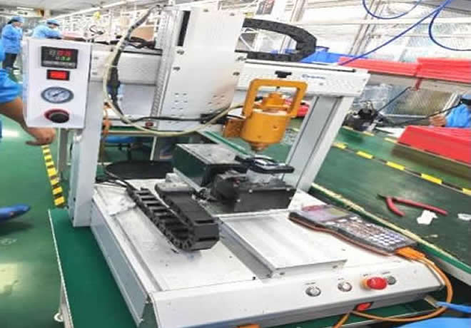 Dispensador de pegamento de 5 ejes